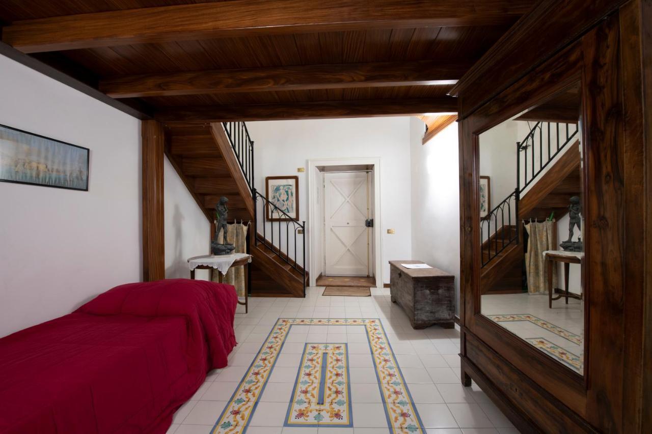 Апартаменты House Amalfi - Terrace & Seaview Атрани Экстерьер фото